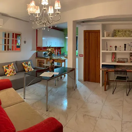 Tati Flat - 